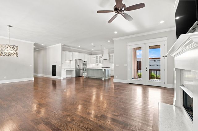 1119A Biltmore Dr, Nashville, TN 37204