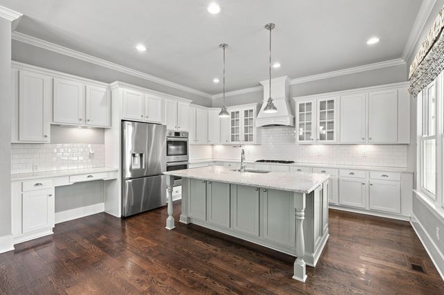 1119A Biltmore Dr, Nashville, TN 37204