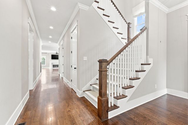 1119A Biltmore Dr, Nashville, TN 37204
