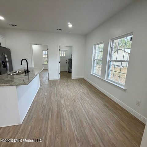 1524 Wynedote Drive, Gautier, MS 39553