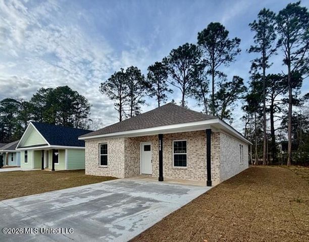 1524 Wynedote Drive, Gautier, MS 39553