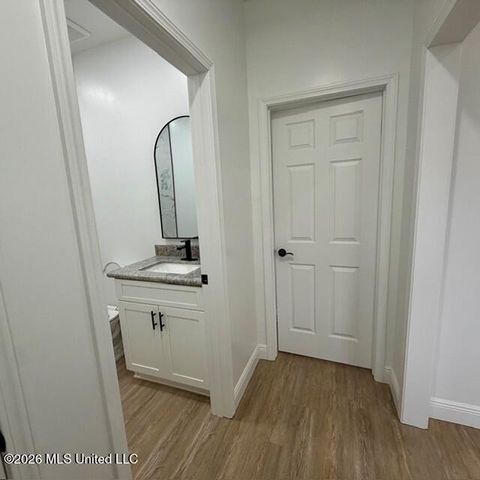 1524 Wynedote Drive, Gautier, MS 39553