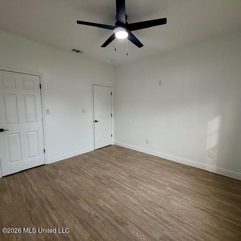 1524 Wynedote Drive, Gautier, MS 39553