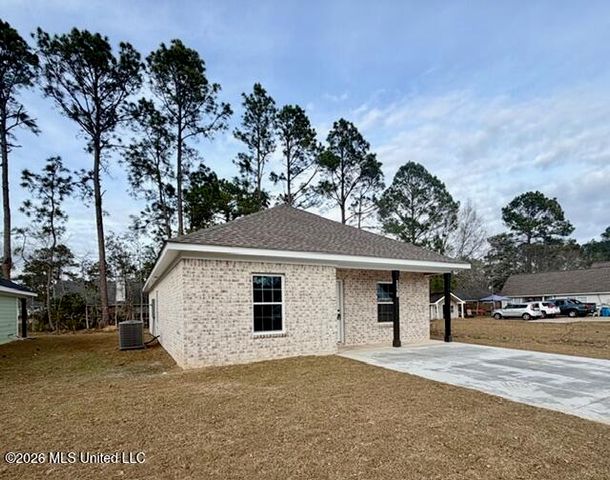 1524 Wynedote Drive, Gautier, MS 39553