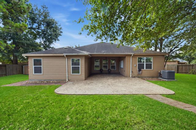 973 Wannan Lane, Conroe, TX 77301