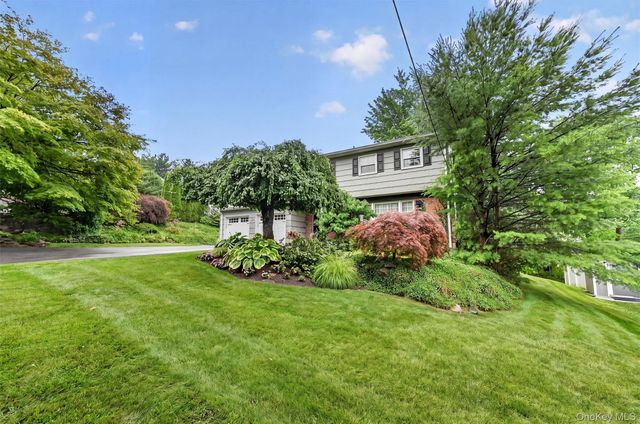 14 Tyler Place, Nanuet, NY 10954