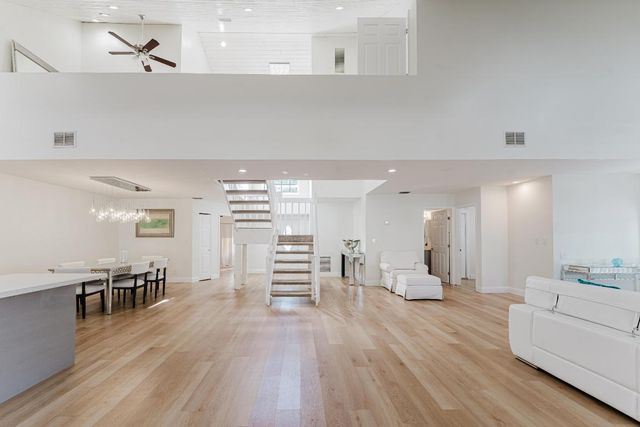 665 Jeffery Street, Boca Raton, FL 33487