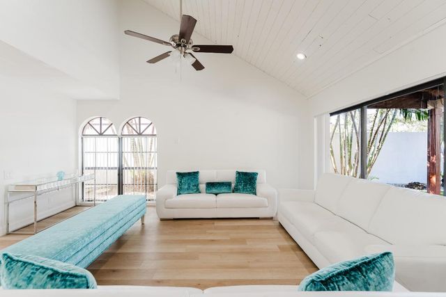 665 Jeffery Street, Boca Raton, FL 33487