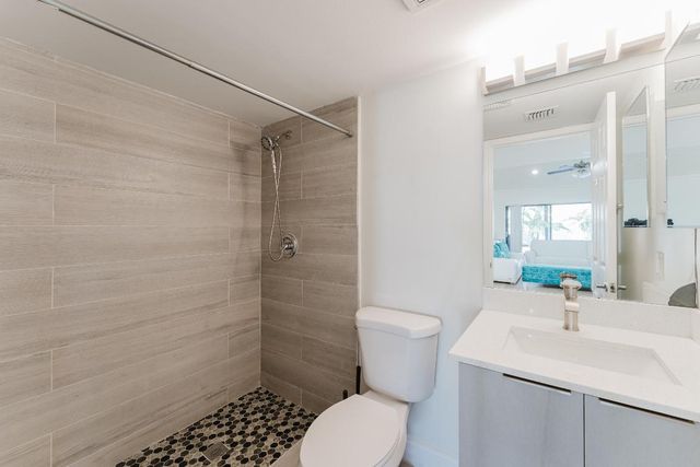 665 Jeffery Street, Boca Raton, FL 33487