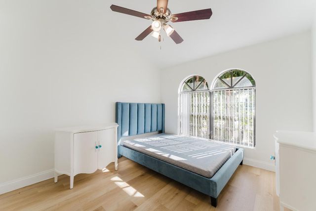 665 Jeffery Street, Boca Raton, FL 33487