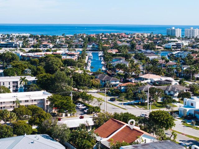 665 Jeffery Street, Boca Raton, FL 33487