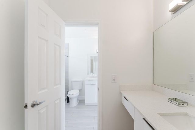 665 Jeffery Street, Boca Raton, FL 33487