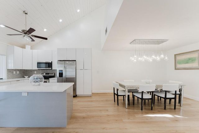 665 Jeffery Street, Boca Raton, FL 33487