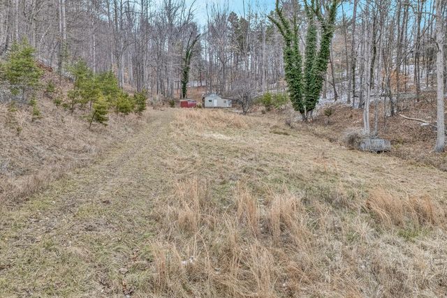 533 COOPERS COVE RD, Hardy, VA 24101