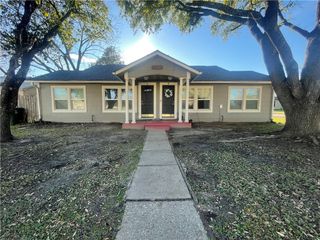 1900 Echols Street B, Bryan, TX 77801