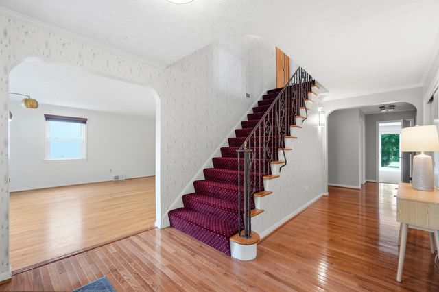 2759 Plymouth Avenue, Bexley, OH 43209