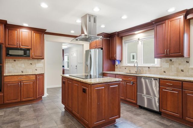 2759 Plymouth Avenue, Bexley, OH 43209