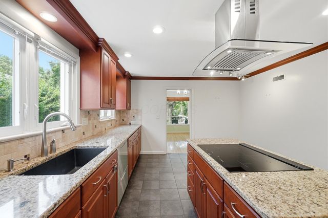 2759 Plymouth Avenue, Bexley, OH 43209