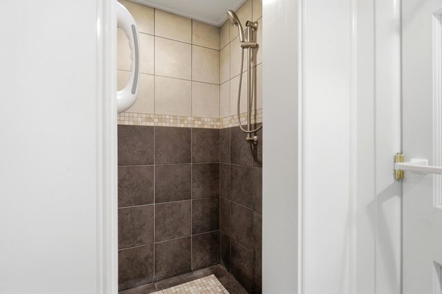 2759 Plymouth Avenue, Bexley, OH 43209
