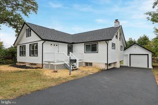 348 WARREN RD, Hatboro, PA 19040