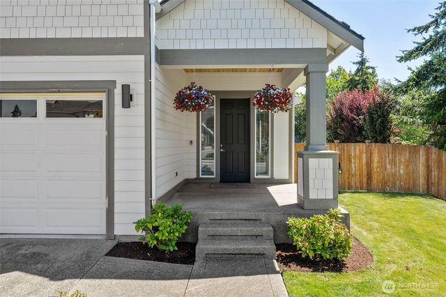 704 26th Avenue Ct, Milton, WA 98354