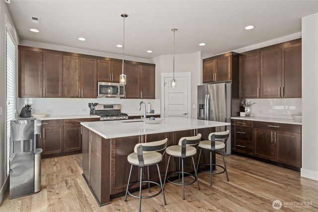 704 26th Avenue Ct, Milton, WA 98354