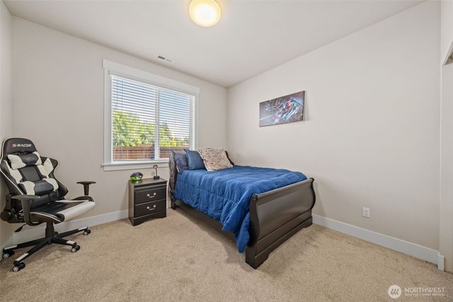 704 26th Avenue Ct, Milton, WA 98354