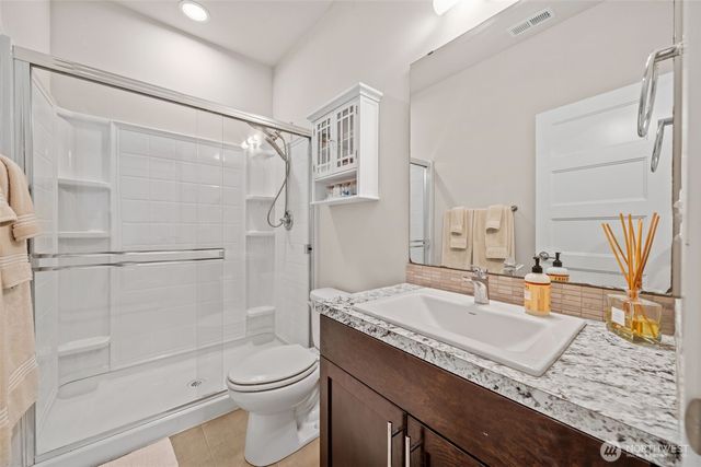 704 26th Avenue Ct, Milton, WA 98354