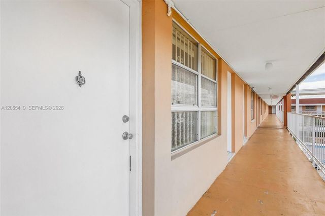 3881 W Flagler Street 316, Miami, FL 33134