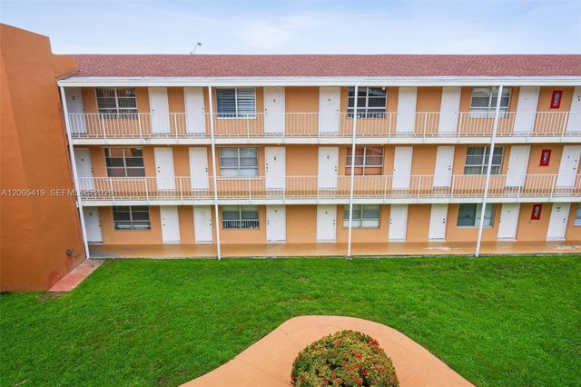 3881 W Flagler Street 316, Miami, FL 33134