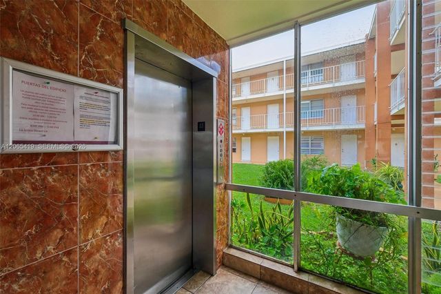 3881 W Flagler Street 316, Miami, FL 33134