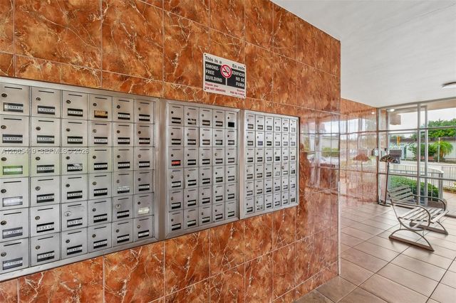 3881 W Flagler Street 316, Miami, FL 33134