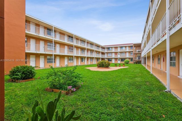 3881 W Flagler Street 316, Miami, FL 33134