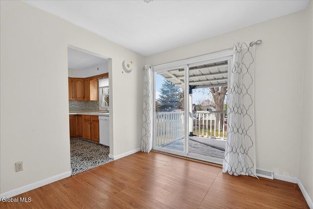 1750 Hamburg Street, Schenectady, NY 12304