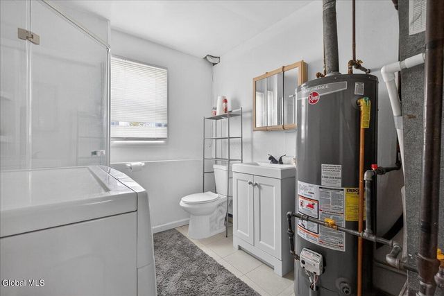 1750 Hamburg Street, Schenectady, NY 12304