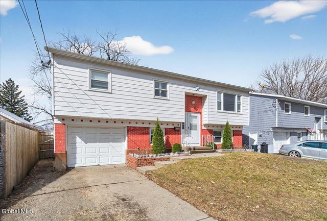 1750 Hamburg Street, Schenectady, NY 12304