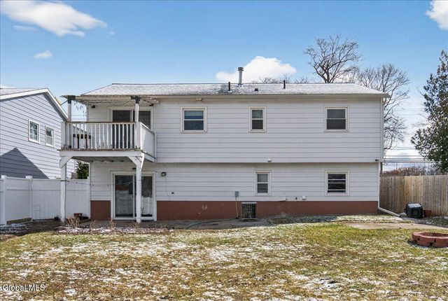 1750 Hamburg Street, Schenectady, NY 12304