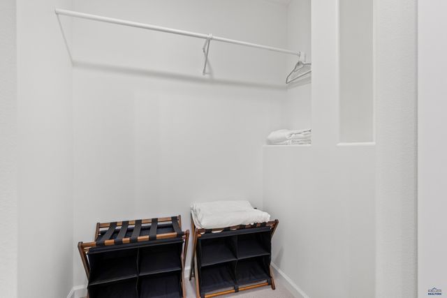 1420 GERMOND ST, Hot Springs, SD 57747