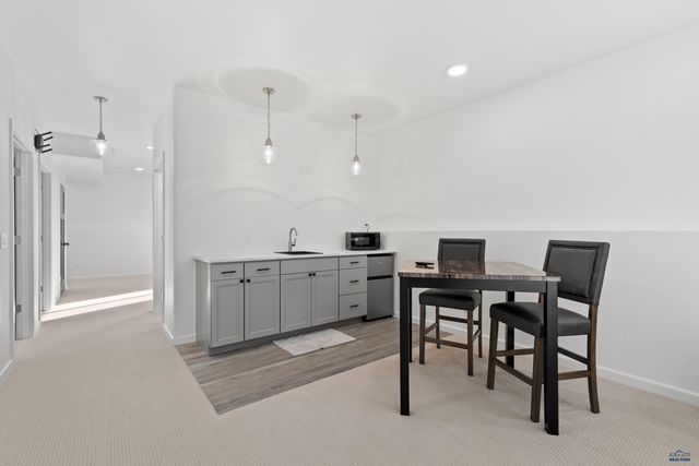 1420 GERMOND ST, Hot Springs, SD 57747