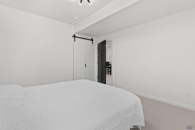 1420 GERMOND ST, Hot Springs, SD 57747