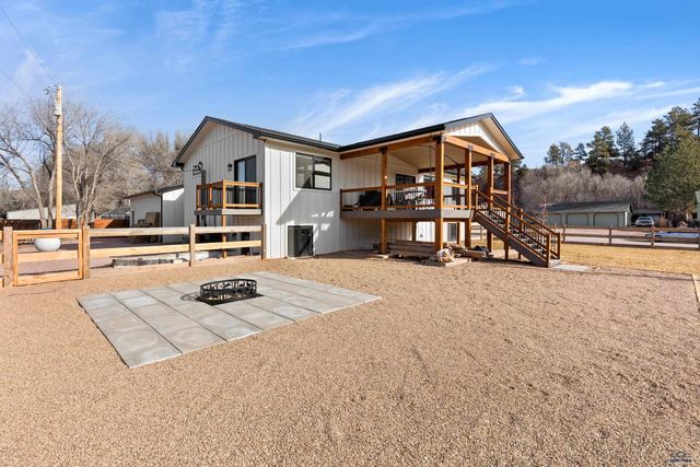 1420 GERMOND ST, Hot Springs, SD 57747