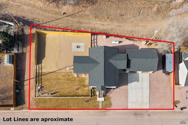 1420 GERMOND ST, Hot Springs, SD 57747