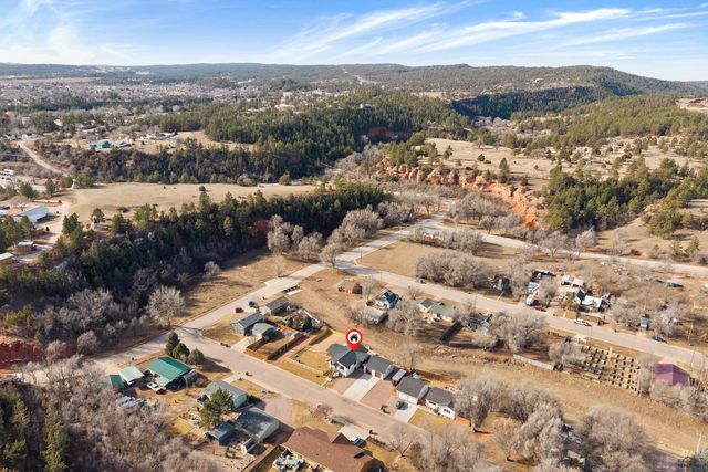 1420 GERMOND ST, Hot Springs, SD 57747