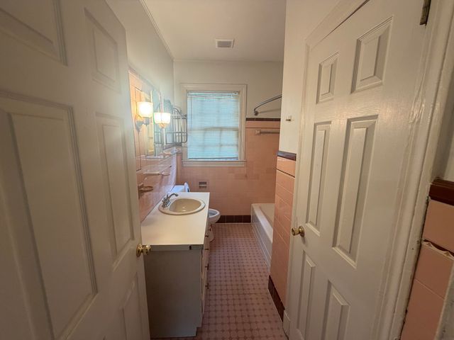 216 S 14th Ave., Hattiesburg, MS 39401