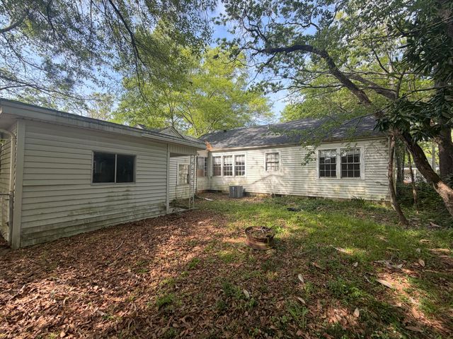 216 S 14th Ave., Hattiesburg, MS 39401