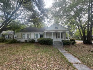 216 S 14th Ave., Hattiesburg, MS 39401