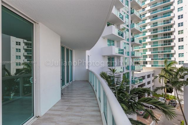 7910 Harbor Island Drive 507, North Bay Village, FL 33141