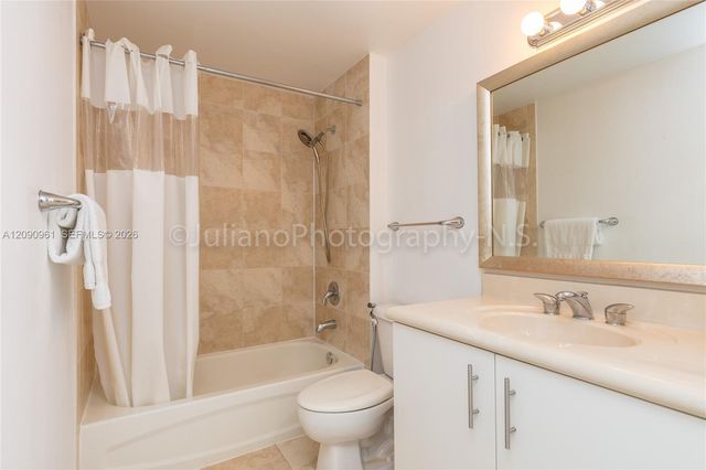 7910 Harbor Island Drive 507, North Bay Village, FL 33141