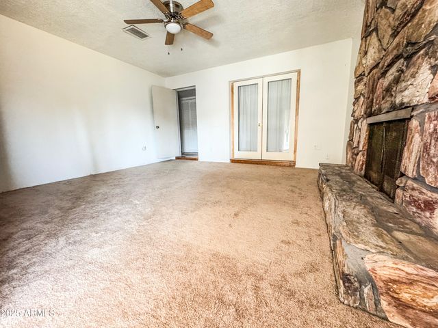 1609 W Capri Avenue, Mesa, AZ 85202