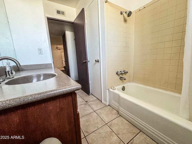 1609 W Capri Avenue, Mesa, AZ 85202